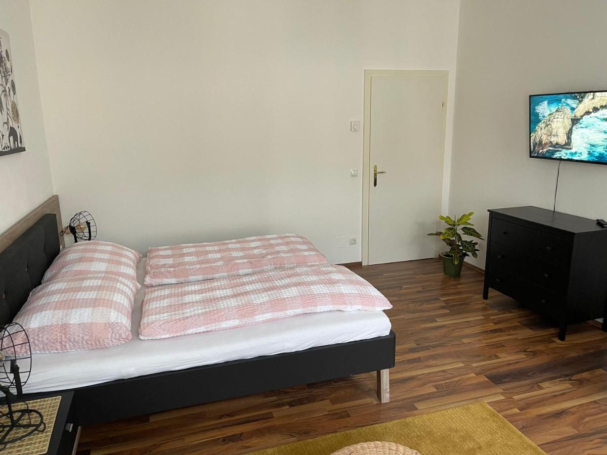 Gesamte Unterkunft In Zentrumsnaehe Viena Exterior foto
